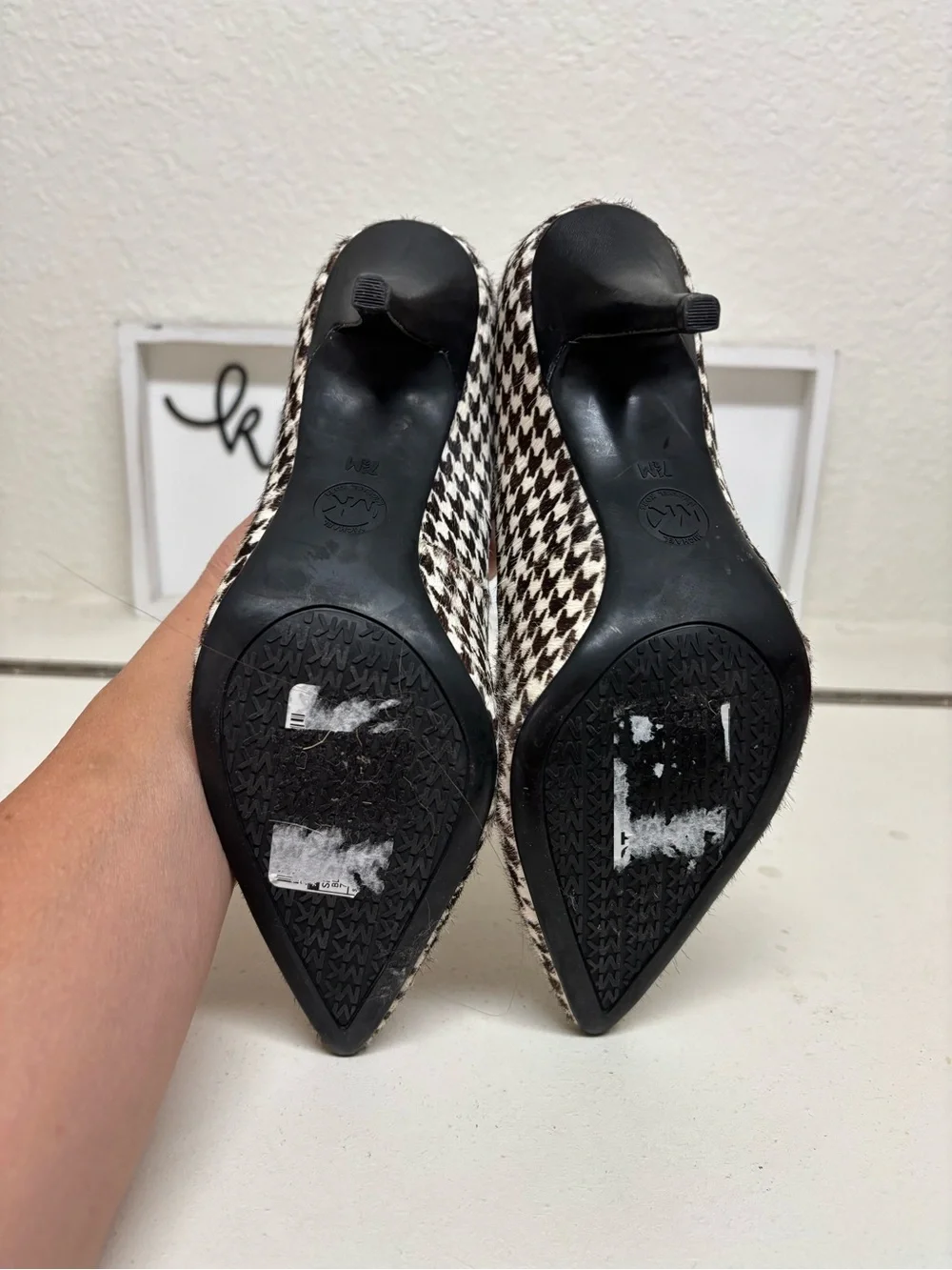 Michael Kors Black & White Houndstooth Pointed-Toe Pumps